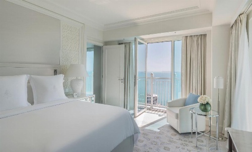 Four Seasons Hotel Doha image 36