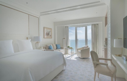 Four Seasons Hotel Doha image 44